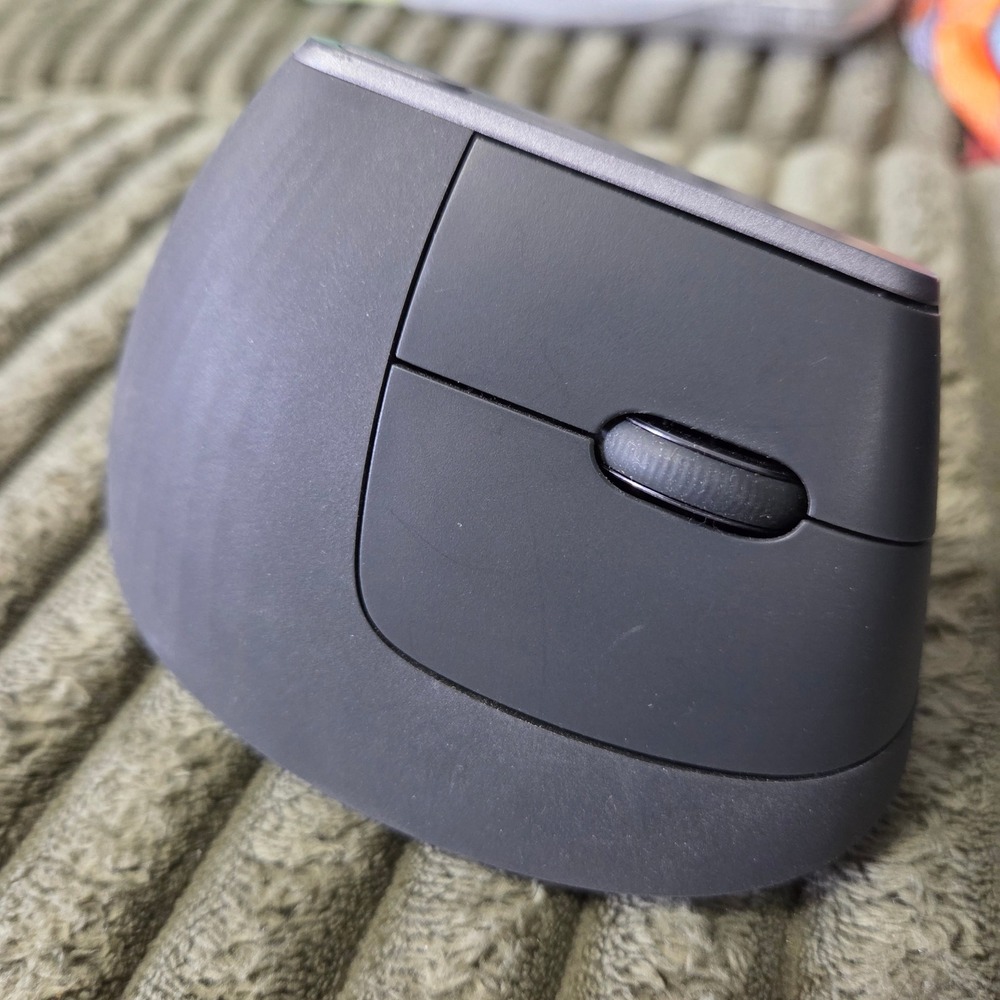 Logitech MX Vertical Ergonomic Bluetooth Mouse M-R0074 Wireless No Dongle